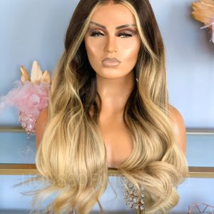 پروتز مو برای مدل موی صاف و مستقیم