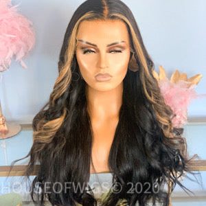 پروتز مو طراحی خاص برای خانم‌ها