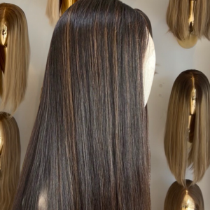 پروتز مو با موی طبیعی