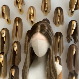 پروتز مو با موی طبیعی و نرم