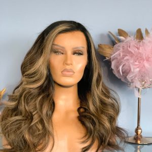 پروتز مو با خط رویش نرم و طبیعی