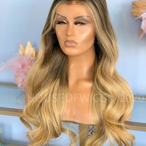 پروتز مو برای اصلاح و زیباسازی خط مو